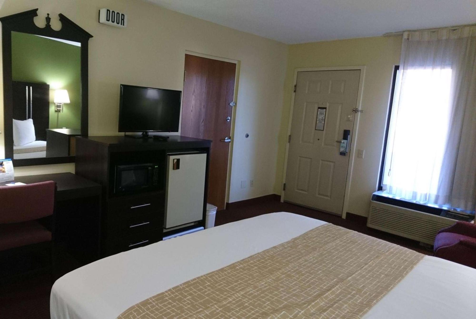 Travelodge By Wyndham Knoxville East Εξωτερικό φωτογραφία